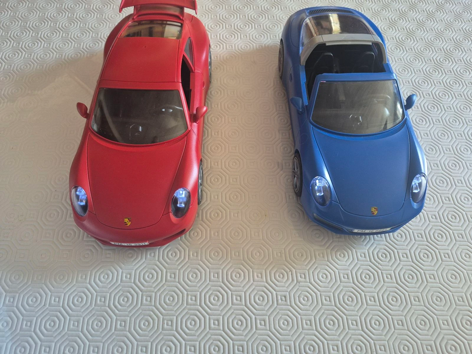 Lot de 2 voiture porsche playmobil  – photo 4